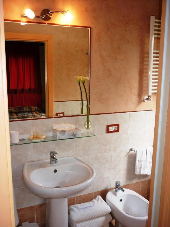 B&B Casale Ginette Incisa in Val d'Arno Pokój zdjęcie